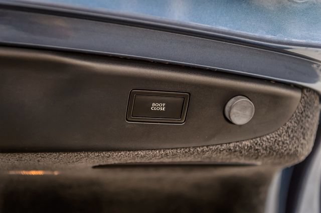 Used 2014 Bentley Flying Spur W12 AWD/4WD image 12