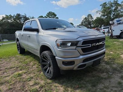 Used 2020 RAM 1500 Laramie w/ Sport Appearance Package