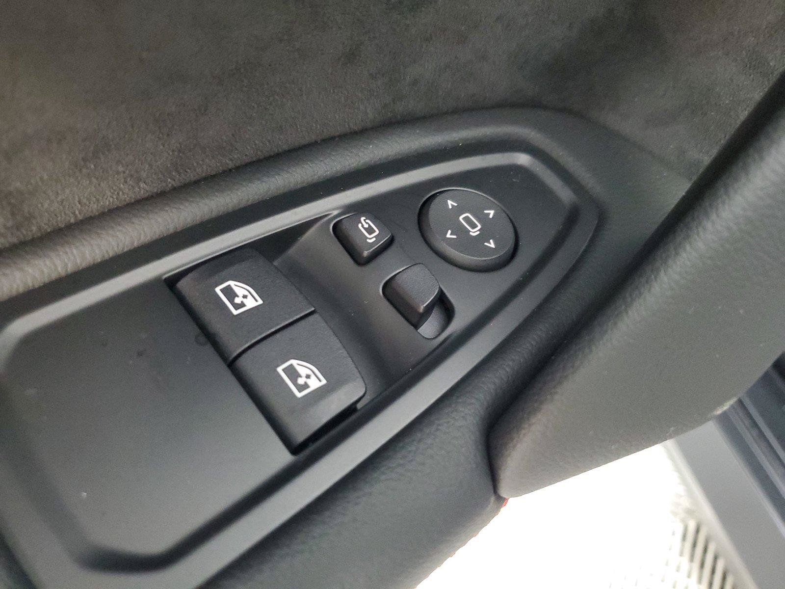 Used 2026 BMW Z4 M40i RWD image 16
