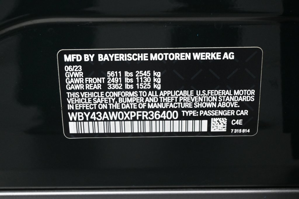Used 2023 BMW i4 eDrive35 RWD image 7