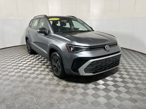Used 2025 Volkswagen Taos S FWD image 2