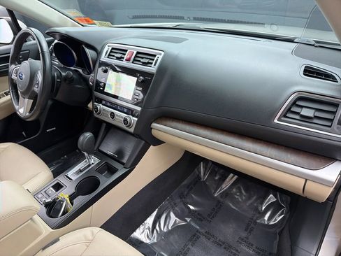 Used 2016 Subaru Outback 2.5i Limited image 27