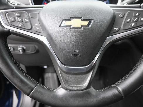 Used 2023 Chevrolet Equinox LT AWD/4WD image 19
