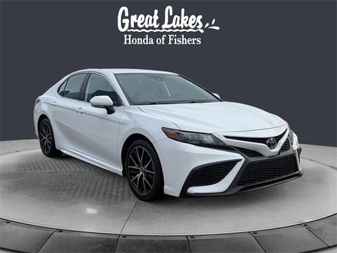 Used 2023 Toyota Camry SE image 7