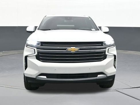 Used 2024 Chevrolet Suburban LT w/ LT Signature Package image 24