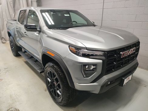 New 2026 GMC Canyon Elevation w/ Convenience Package image 5