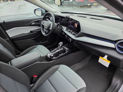 New 2026 Chevrolet Trax LT w/ LT Convenience Package image 18