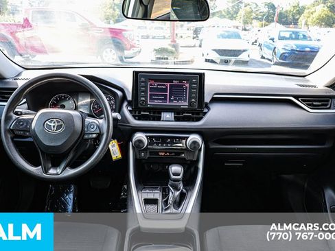 Used 2021 Toyota RAV4 LE image 29