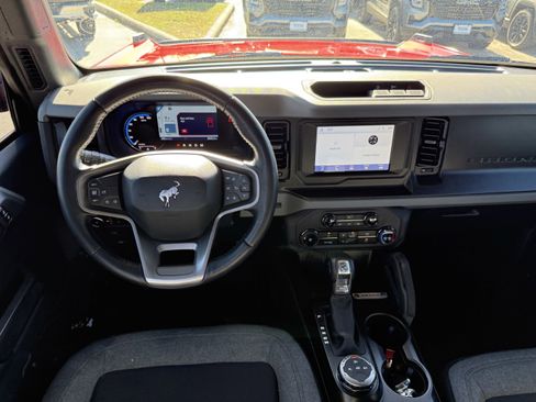 Used 2023 Ford Bronco Big Bend image 14