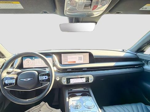 Used 2025 Genesis G90 3.5T image 16