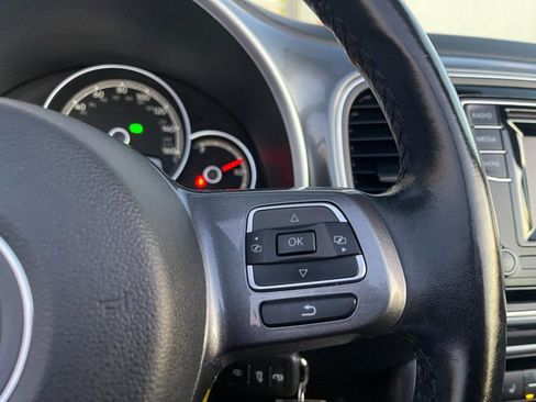 Used 2019 Volkswagen Beetle 2.0T S image 15