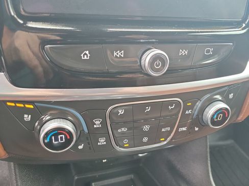 Used 2019 Chevrolet Traverse High Country w/ LPO, Floor Liner Package AWD/4WD image 24