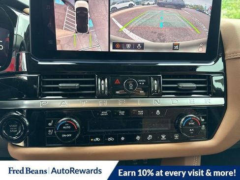 New 2026 Nissan Pathfinder Platinum w/ Cargo Package AWD/4WD image 17