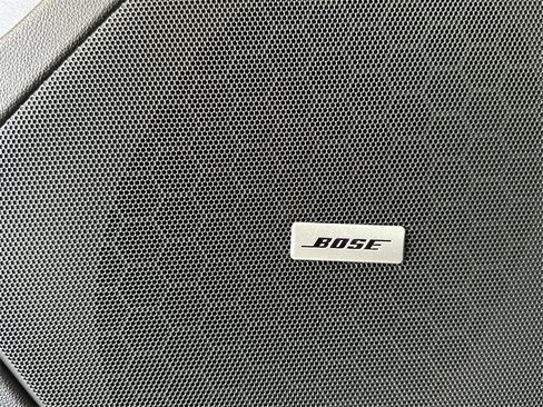 New 2026 Cadillac XT5 Luxury image 12