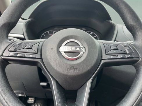 Used 2024 Nissan Altima 2.5 S image 9