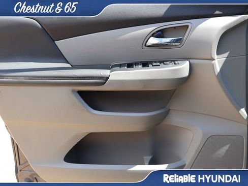 Used 2015 Honda Odyssey EX-L image 46