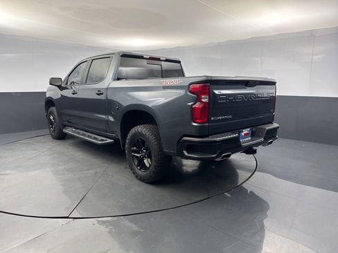 Used 2020 Chevrolet Silverado 1500 LT Trail Boss image 3