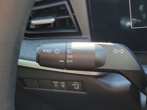 New 2026 Nissan Kicks SV image 30