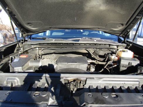 Used 2021 Chevrolet Silverado 2500 Custom w/ Custom Value Package image 30