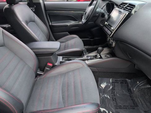 Used 2025 Mitsubishi Outlander Sport AWD image 30
