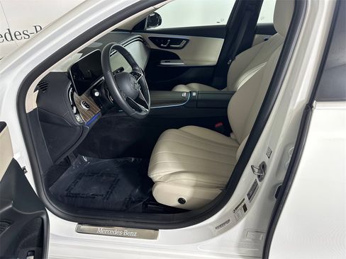 Certified 2025 Mercedes-Benz E 350 Sedan image 9