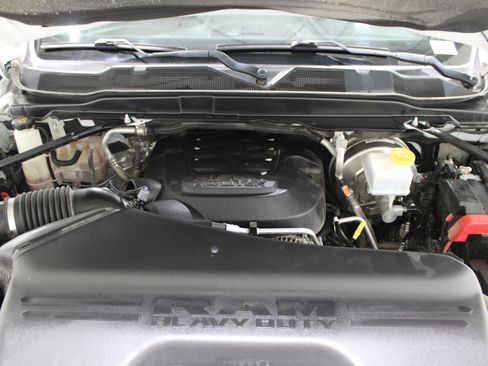 Used 2022 RAM 2500 Tradesman image 44