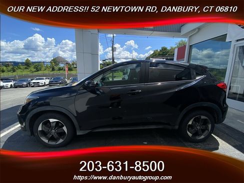 Used 2018 Honda HR-V EX image 2