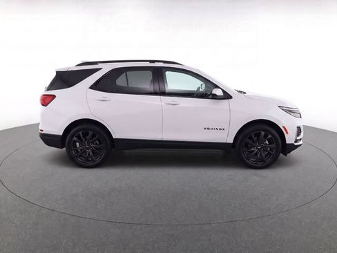 Used 2022 Chevrolet Equinox RS FWD image 8