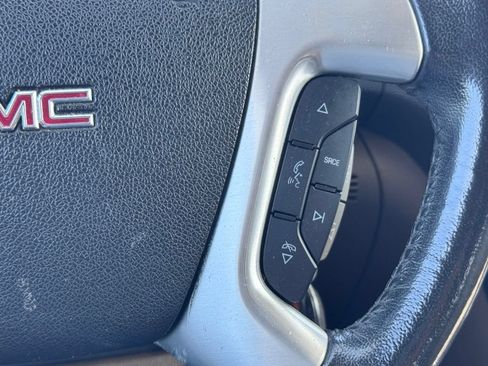 Used 2014 GMC Acadia SLT AWD/4WD image 9