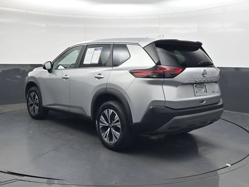 Used 2023 Nissan Rogue SV AWD/4WD image 6