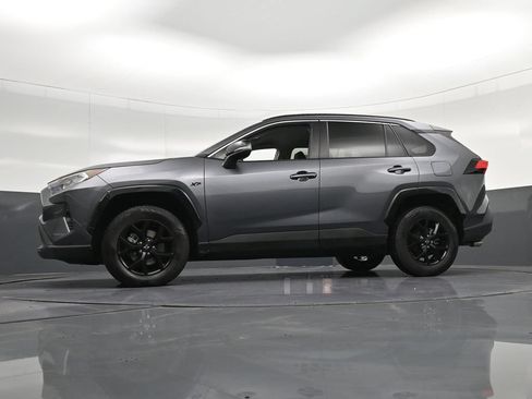 Used 2021 Toyota RAV4 XLE FWD image 34