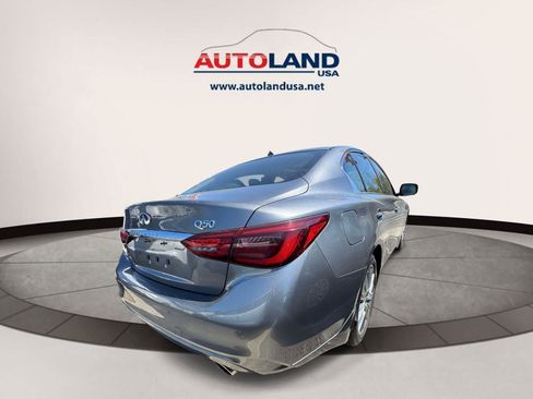 Used 2019 INFINITI Q50 Luxe w/ Essential Package (3.0T Luxe) AWD/4WD image 3