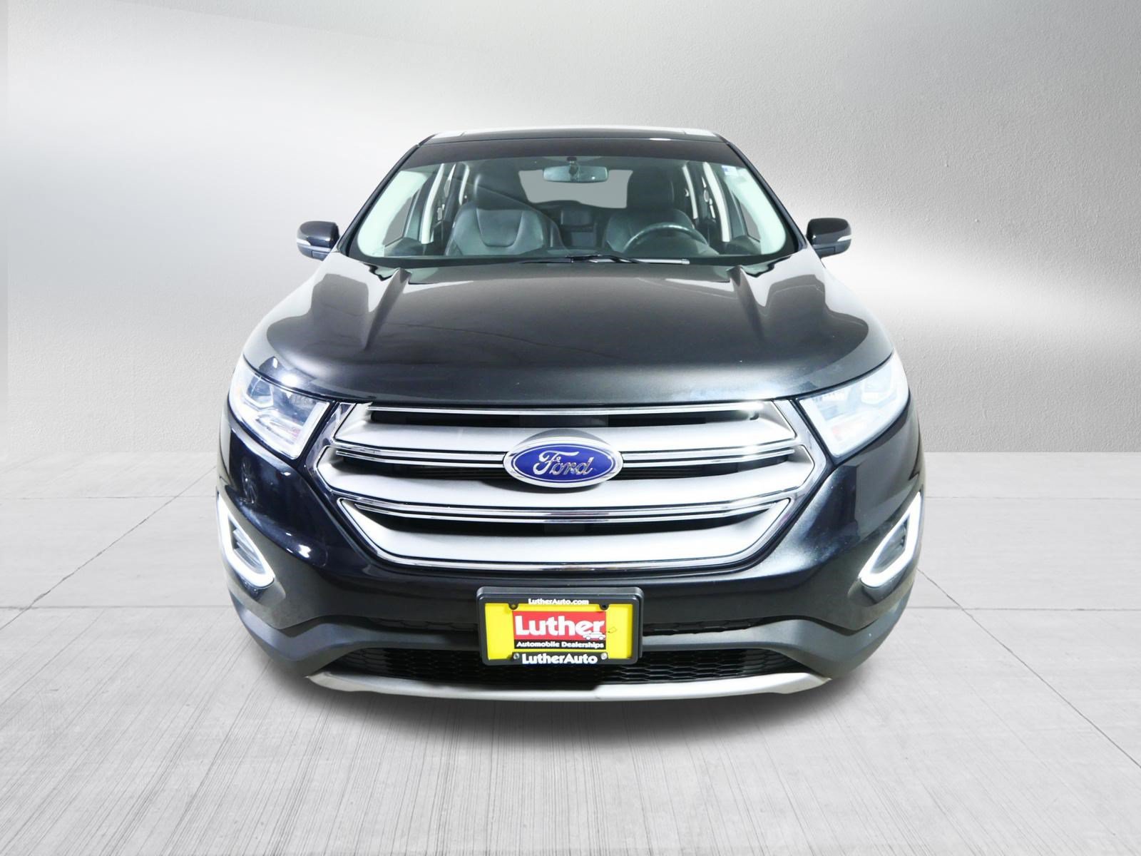 Used 2015 Ford Edge Titanium w/ Equipment Group 301A FWD image 2