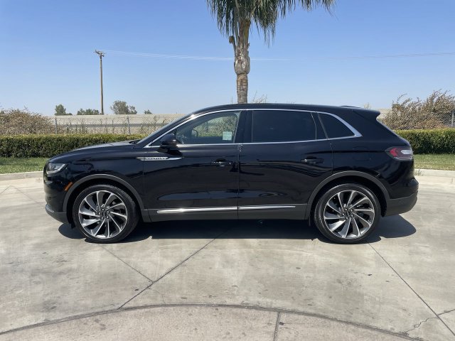 Used 2023 Lincoln Nautilus Reserve w/ Equipment Group 201A FWD image 5