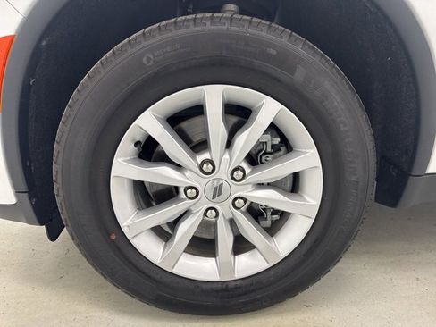 Used 2023 Dodge Durango SXT Launch Edition image 34