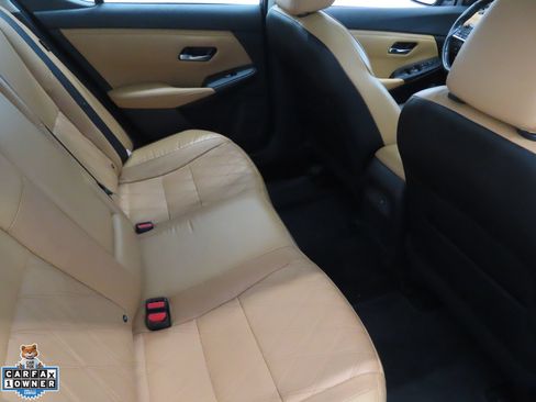 Used 2021 Nissan Sentra SV w/ SV Premium Package FWD image 24