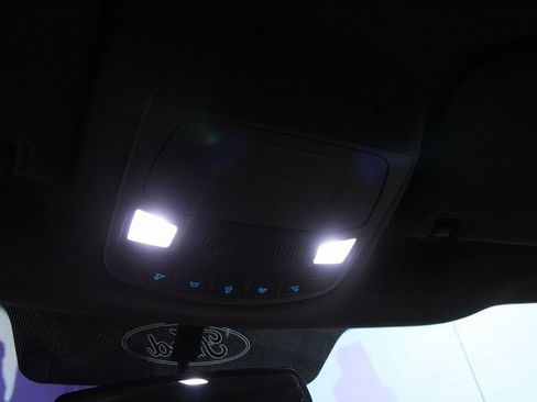 Used 2017 Ford F150 XLT image 12