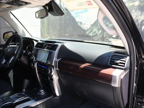 Certified 2022 Toyota 4Runner Limited AWD/4WD image 25
