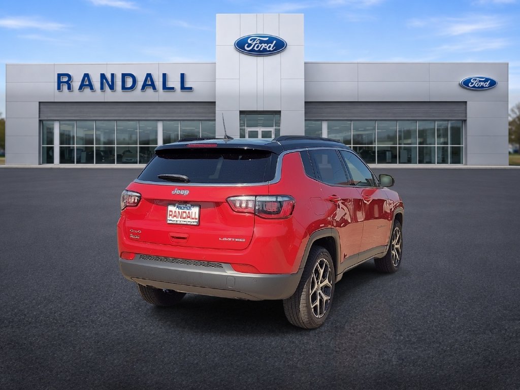Used 2025 Jeep Compass Limited AWD/4WD image 5