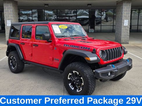 Used 2025 Jeep Wrangler Unlimited Rubicon 4xe w/ Convenience Group AWD/4WD image 2
