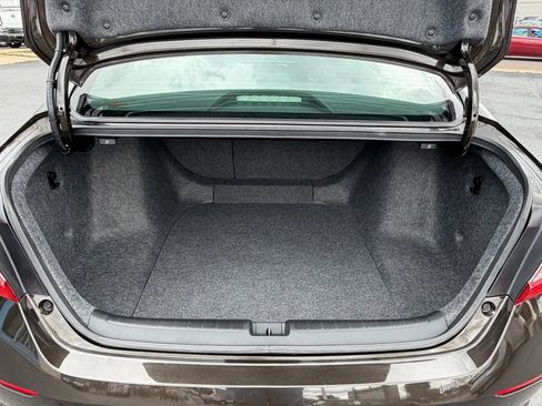 Used 2018 Honda Accord EX-L image 23