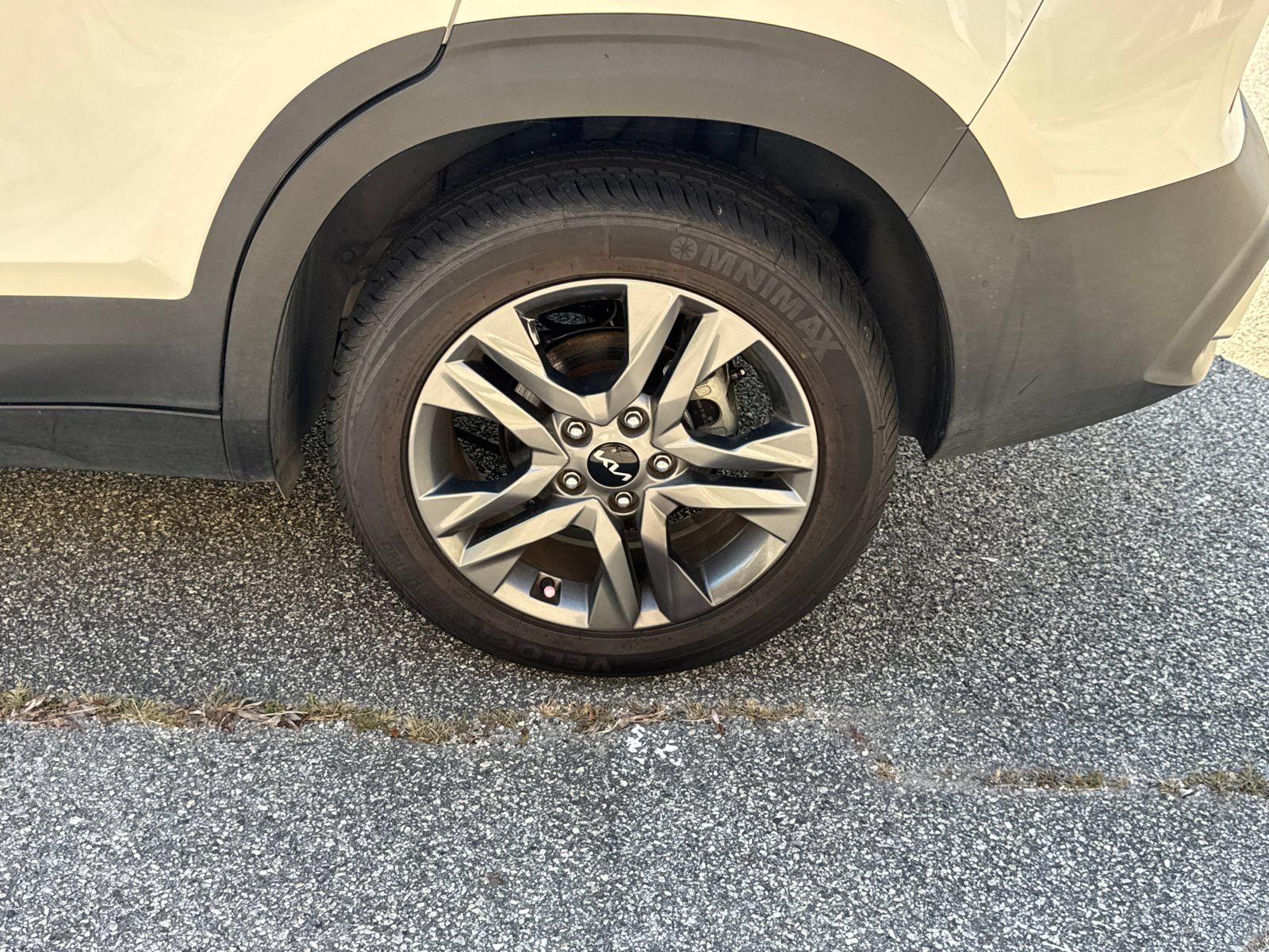 Used 2023 Kia Seltos S FWD image 19