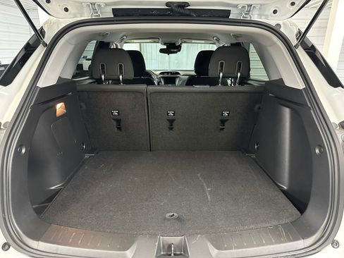 Certified 2023 Chevrolet TrailBlazer LT w/ LPO, Blackout Package image 21