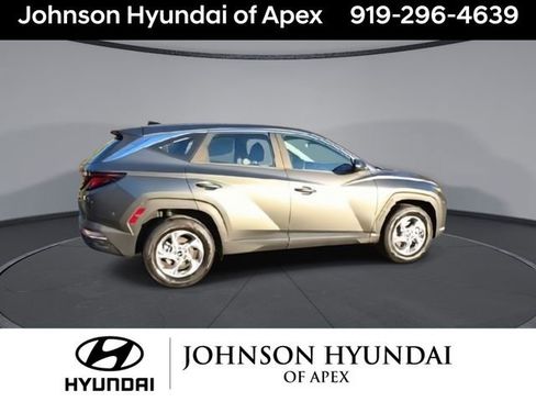 Certified 2022 Hyundai Tucson SE image 9