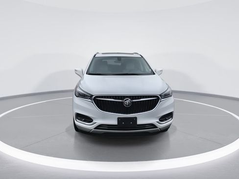 Used 2021 Buick Enclave Essence w/ Sound and Sites Package image 3