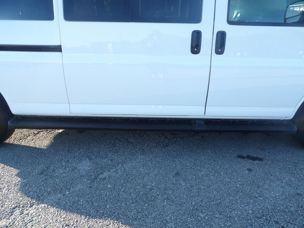 Used 2025 Chevrolet Express 3500 LT w/ LT Preferred Equipment Group RWD image 46