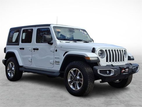 Used 2019 Jeep Wrangler Unlimited Sahara w/ Dual Top Group image 3
