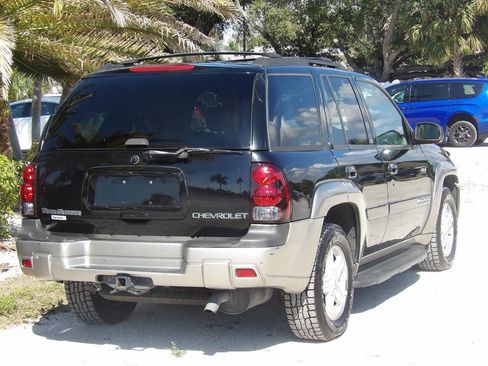 Used 2003 Chevrolet TrailBlazer LTZ image 8