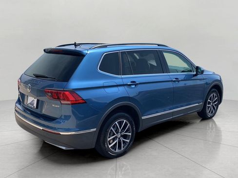 Used 2020 Volkswagen Tiguan SE w/ Panoramic Sunroof Package AWD/4WD image 6