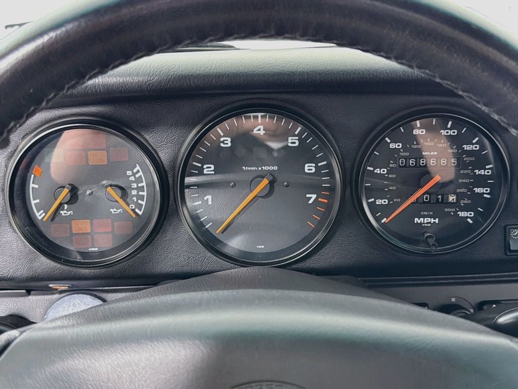 Used 1997 Porsche 911 Cabriolet image 18